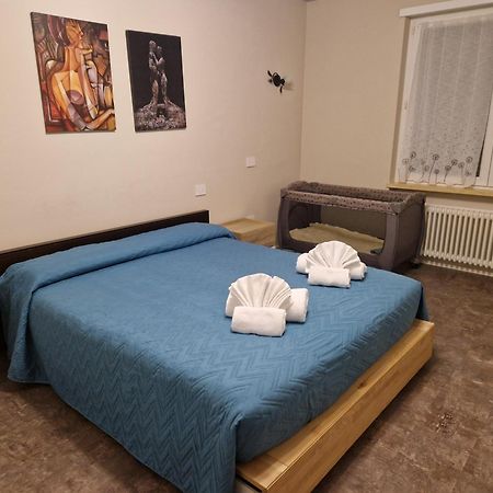 Infinite Blue Apartment Riva del Garda Exterior photo